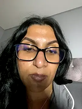 Offline BigBootyButter on StripChat