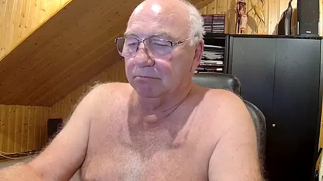 biggandybig on StripChat