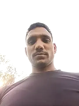 Offline BiggerDickGuy on StripChat