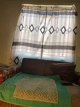 Offline BigRound-Bootayy on StripChat