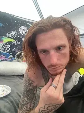 BIGxRED on StripChat