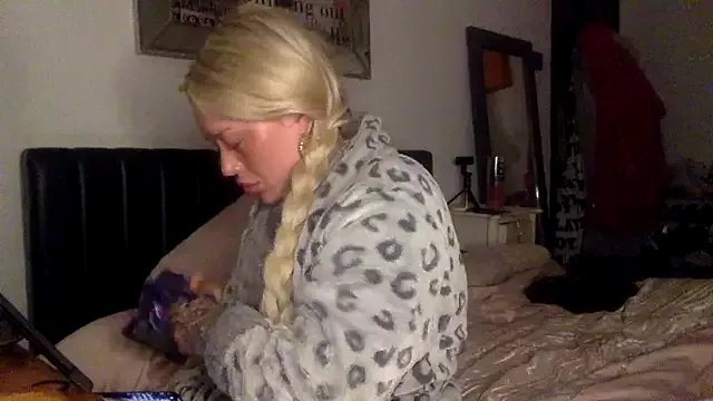 blissdimicco on StripChat