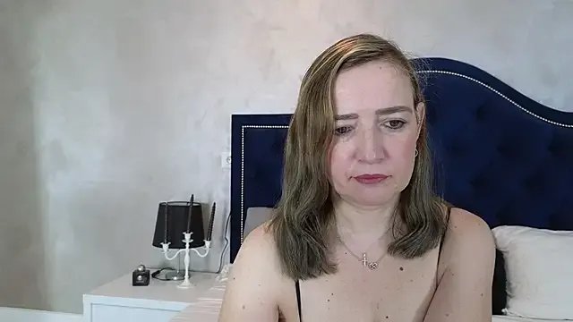 Blue_Angel_Sweet on StripChat