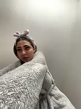 Offline BonyBon29 on StripChat