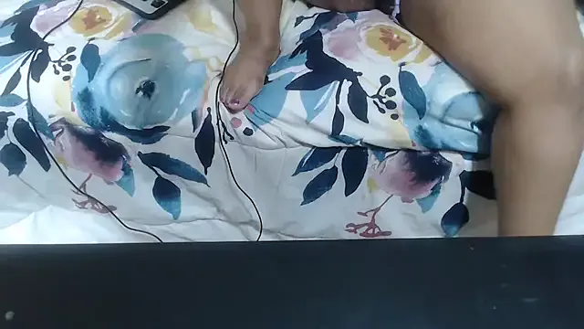 Offline BootyClitQueen on StripChat