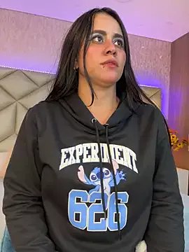 Brenda_Garcia on StripChat