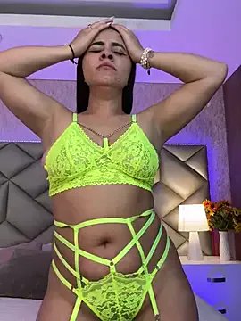 Brenda_Garcia on StripChat