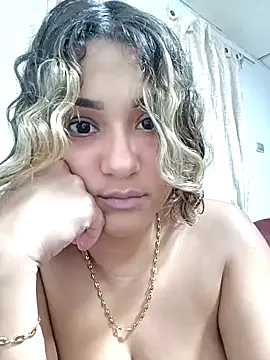 Freechat BrendaGirs on StripChat