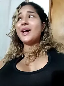 Freechat BrendaGirs on StripChat