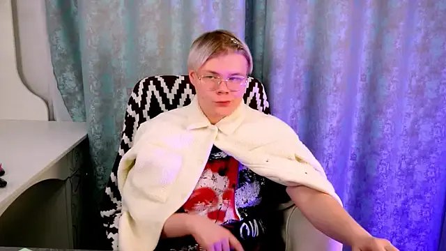 Brian_Mils on StripChat