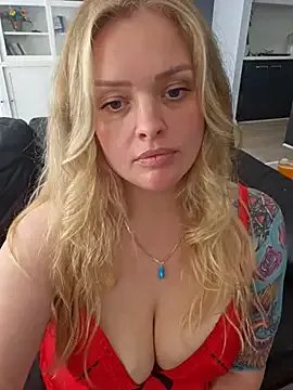 Bridgette03 — Fuck my little pussy 
