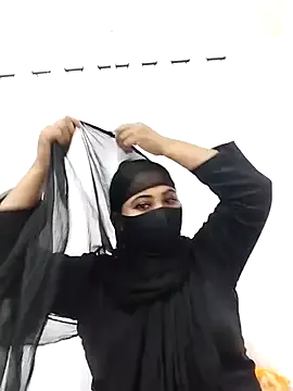 Offline Bristy- on StripChat