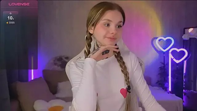 Britney_Lynch on StripChat