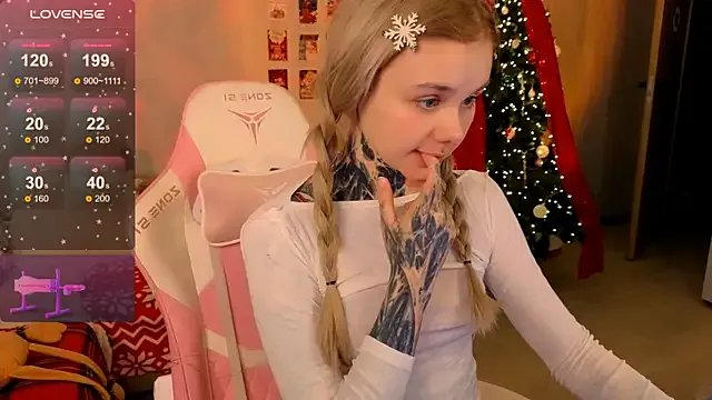 Britney_Lynch on StripChat