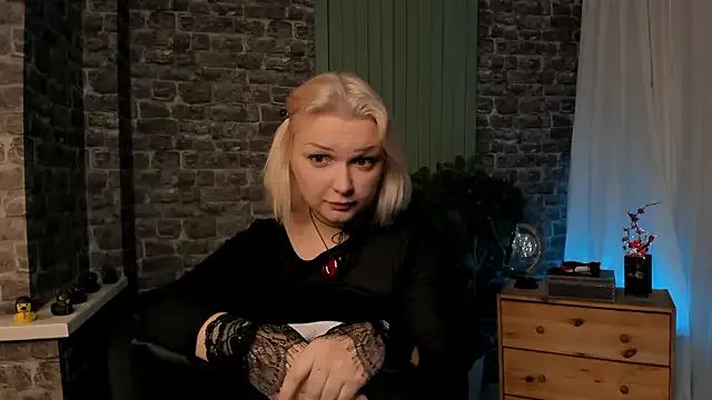 callme6y on StripChat