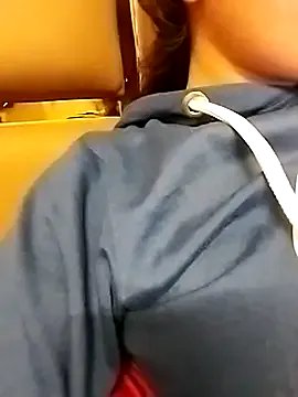 Cam_Deeksha on StripChat