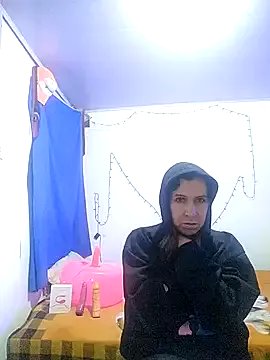 Cameron_puppy on StripChat