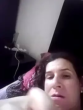 Cameron_puppy on StripChat