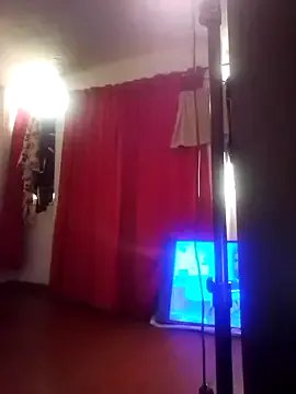 Cameron_puppy on StripChat