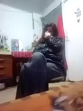 Cameron_puppy on StripChat