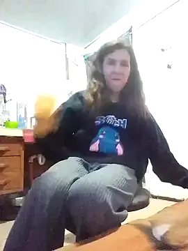 Cameron_puppy on StripChat