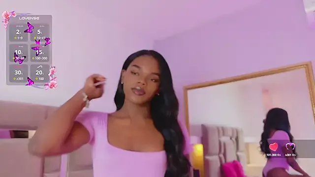 CamiEstrada on StripChat