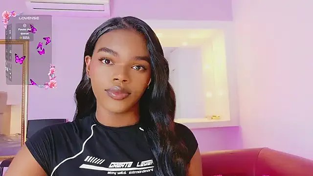 CamiEstrada on StripChat