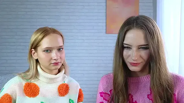 Offline candyboofairy on StripChat