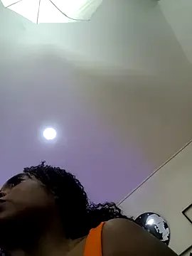 CandyMartinez_ on StripChat