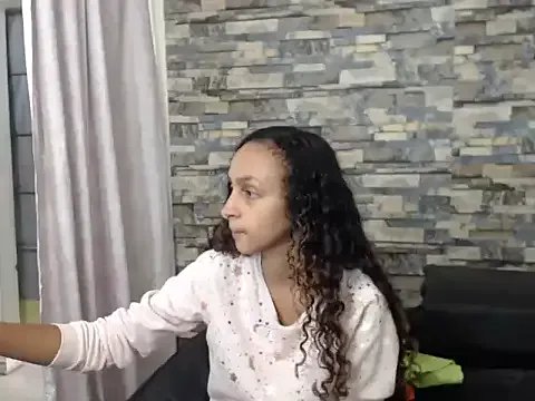 Candys-Boobs on StripChat