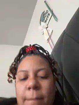 Caramel_drip on StripChat