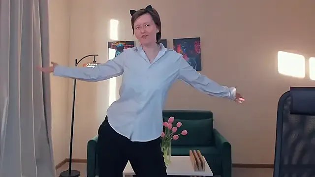 CarenSamele on StripChat