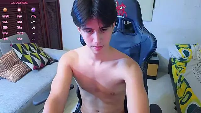 Freechat carl_dixon on StripChat