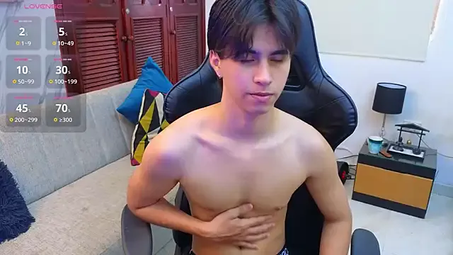 Freechat carl_dixon on StripChat