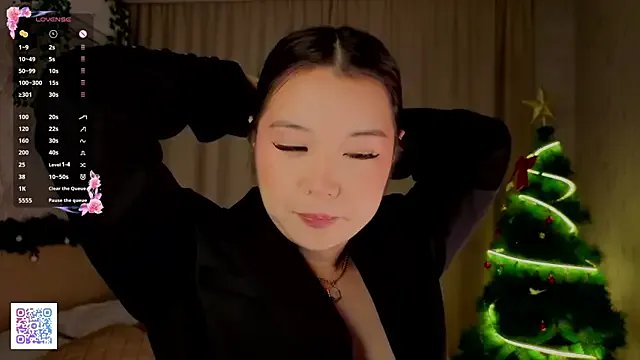 CarmanHenning on StripChat