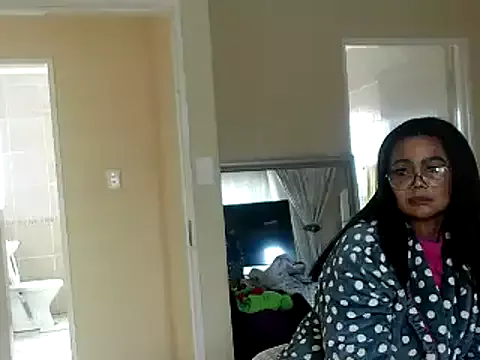 Offline Carocurvy on StripChat