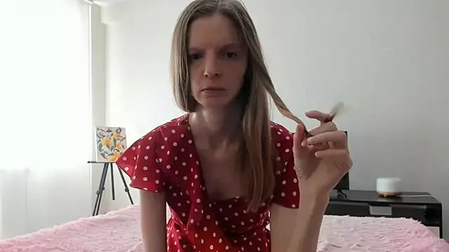 CarolHowward on StripChat