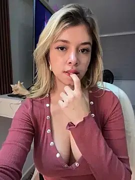 carolina__star on StripChat