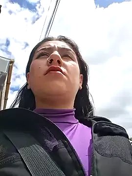 CAROLINE__07 on StripChat