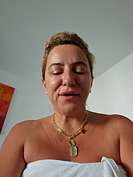 Offline CarrieLoveX on StripChat