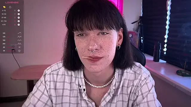 carthylovvve on StripChat