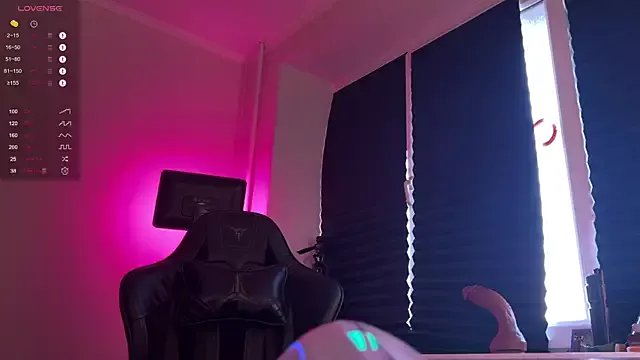 carthylovvve on StripChat