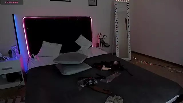 CassieEvans on StripChat