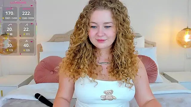 CassieRide on StripChat