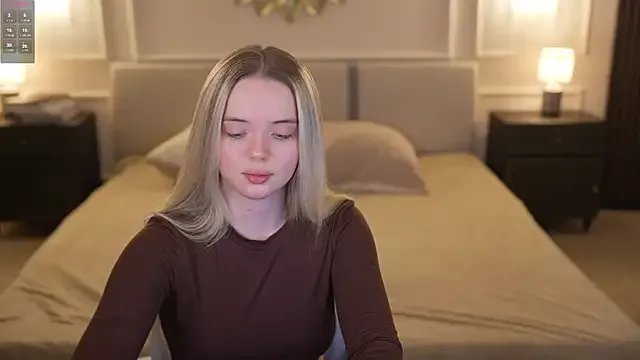 Cassy-Celestial_ on StripChat