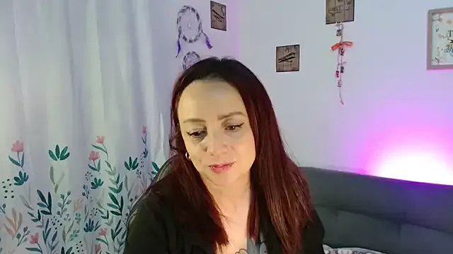 Catamilf77 on StripChat
