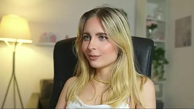 catecrago_ on StripChat