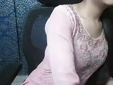 Offline catpussy_ruhi on StripChat