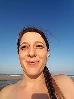 Offline cee2nv on StripChat