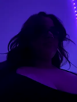 Offline Celinaax on StripChat